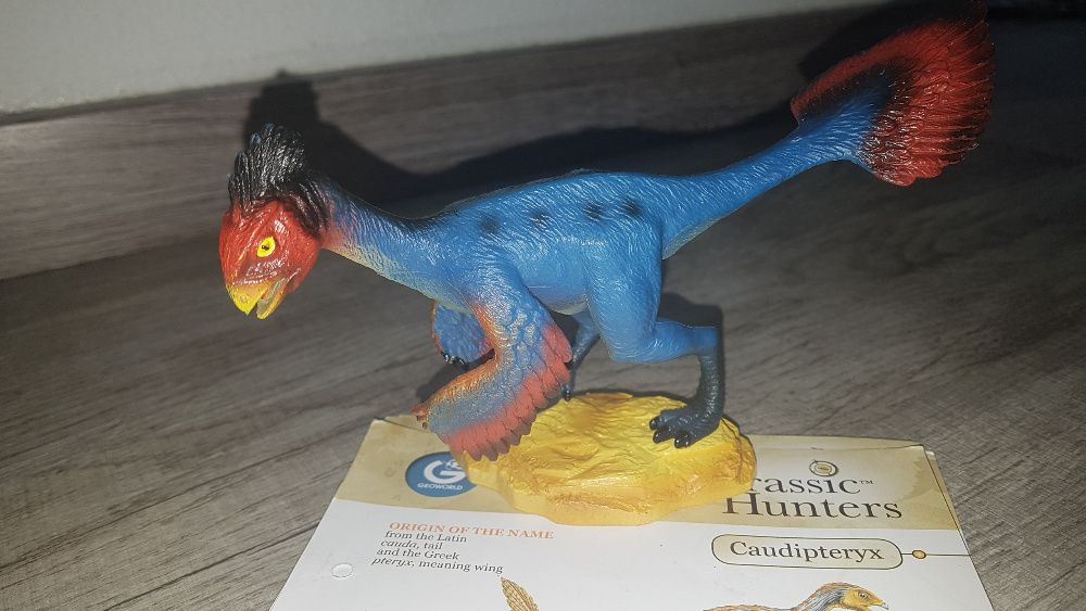 Jurassic Hunters фигурки коллекционных динозавров от "Geoworld"