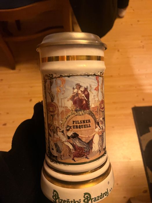 Kufel do piwa Pilsner Urquell niemiecki