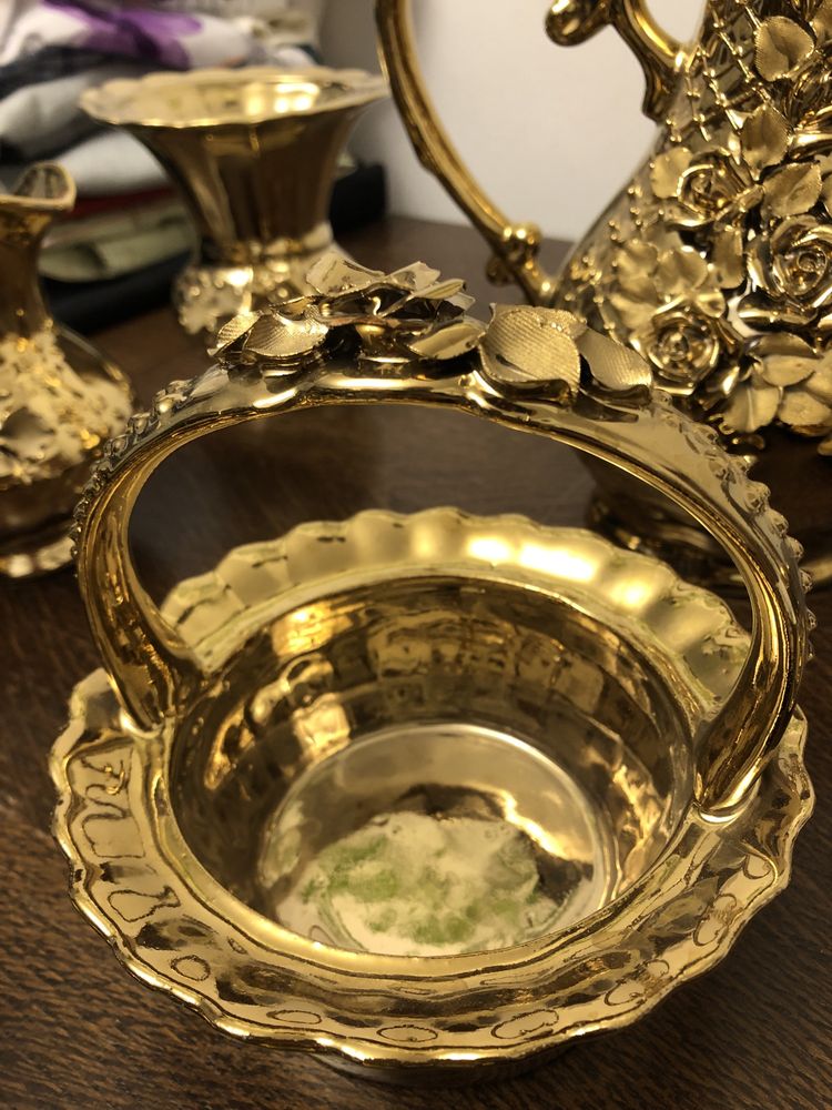 serwis kawowy porcelana w kolorze złota PRL