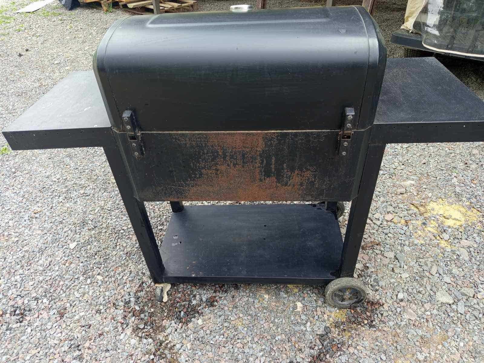 Вугільний гриль CHARCOAL 780 Char-Broil