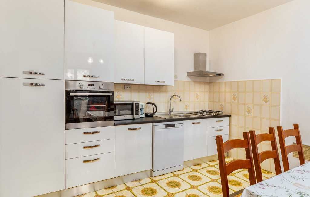 Wakacje, wrzesień, Chorwacja, Istria, apartament z basenem dla 10 osób