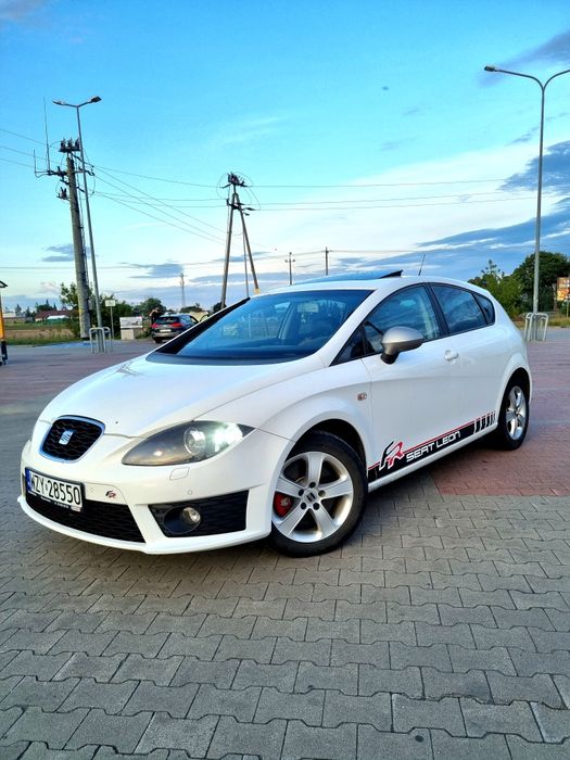 Seat Leon FR 230KM skóry
Szyberdach . Doinwestowany!


2