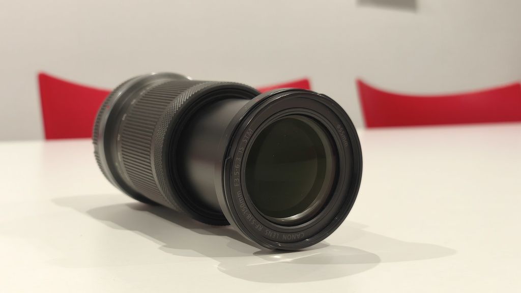 Objetiva Canon 18-150mm f3.5-6.3  RF