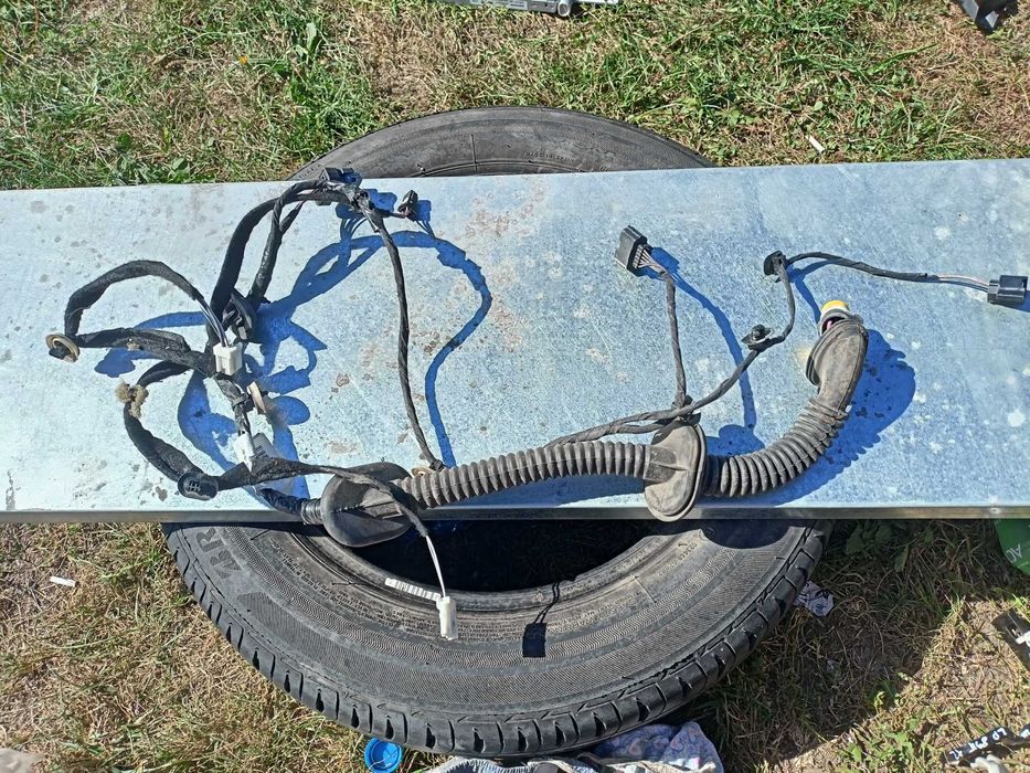 Renault Megane IV 4 wiązka instalacja elektryczna drzwi prawy tył