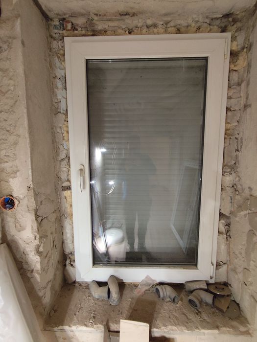 Okna okno plastikowe 2 szybowe stan bardzo dobry