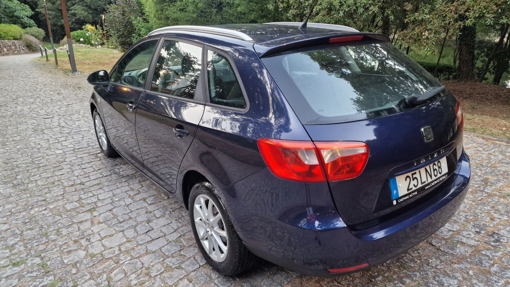 Seat ibiza 1.2 TSI 75Cv Ano 2011/03 impecável nível geral