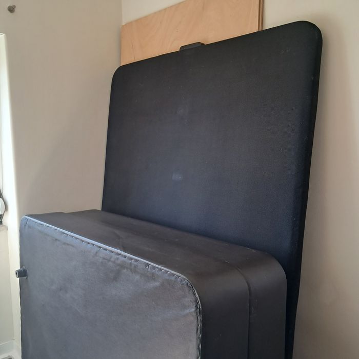 Cama/sommier IKEA, ORJE  de casal  de abrir com arrumação