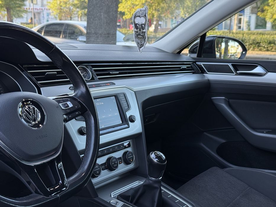Volksawagen Passat 2015 год, 1.6 дизель, механика