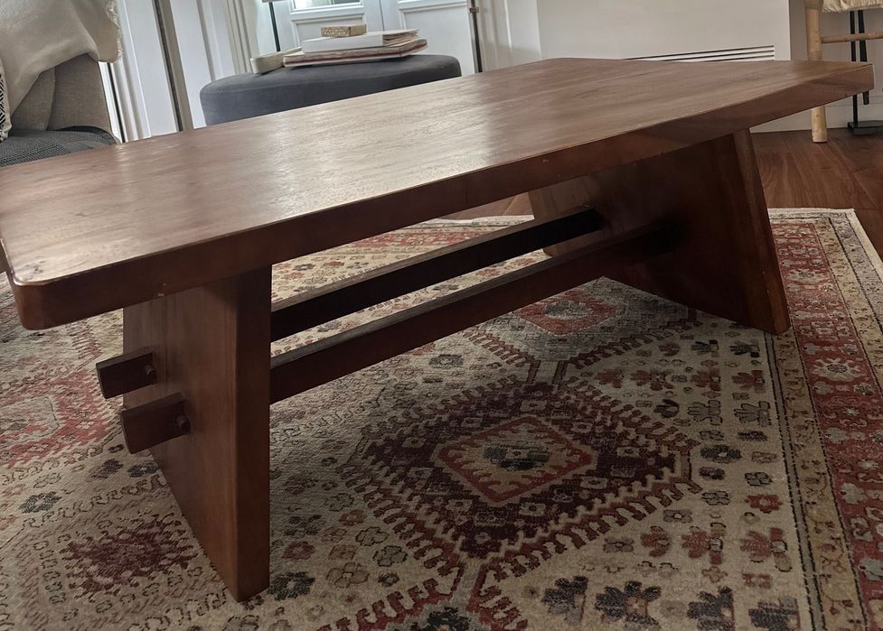 Mesa de centro em madeira maciça de olmo Zara Home