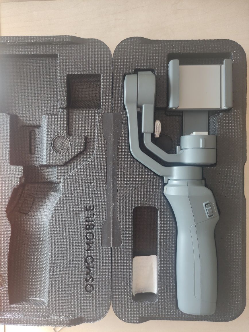 DJI Osmo Mobile 2