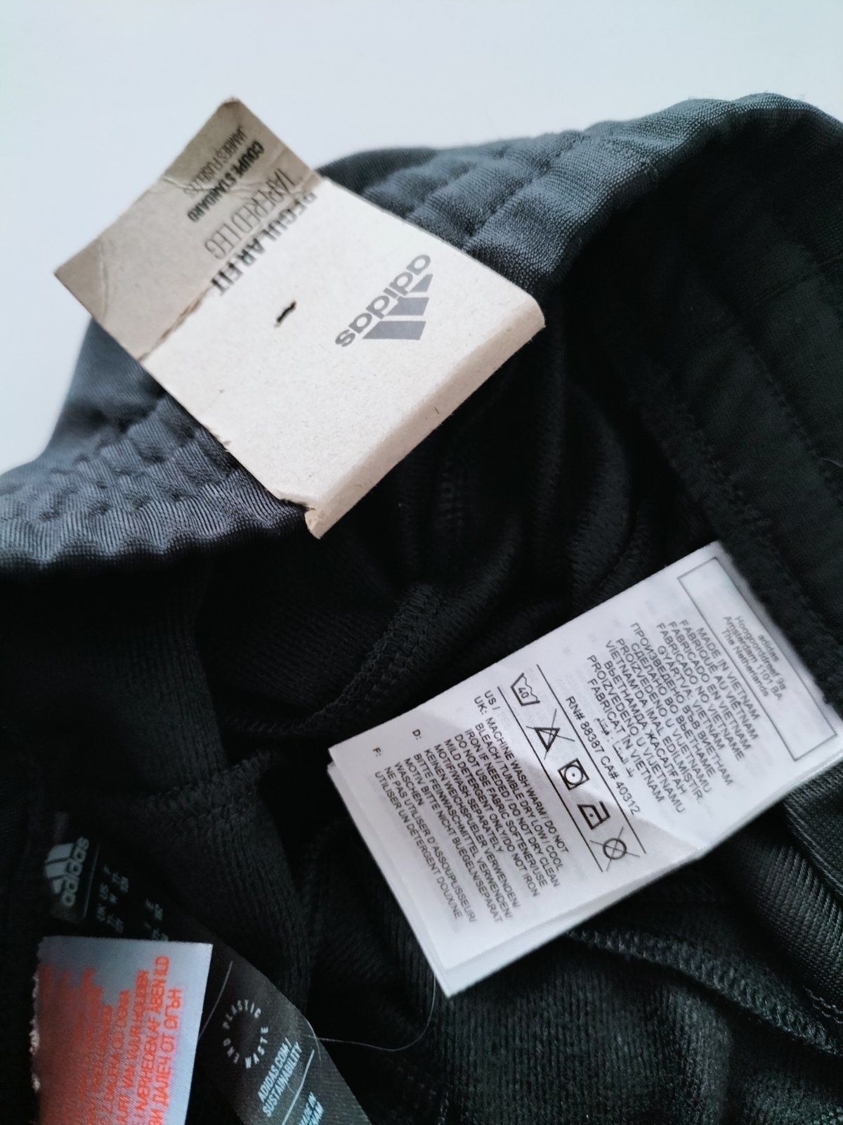 Штаны Adidas на 11-12 лет
