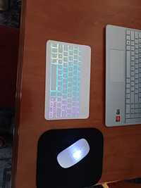 Teclado e rato sem fio iluminado