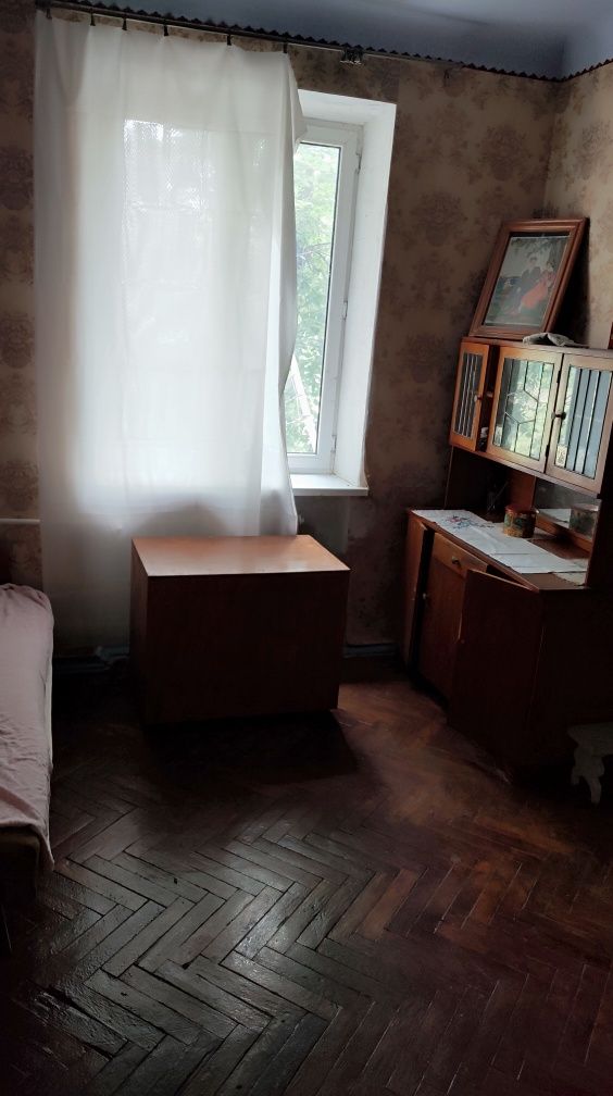 Продам квартиру 2х кімн.на 20-ом ост.Горняк