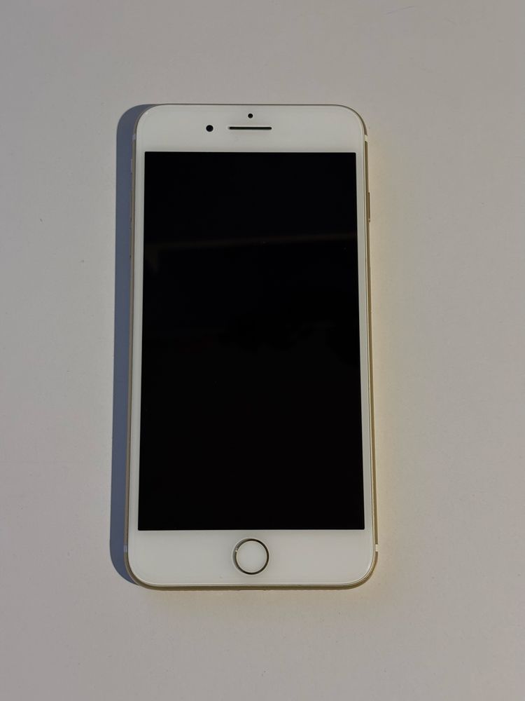 Iphone 7 plus zloty