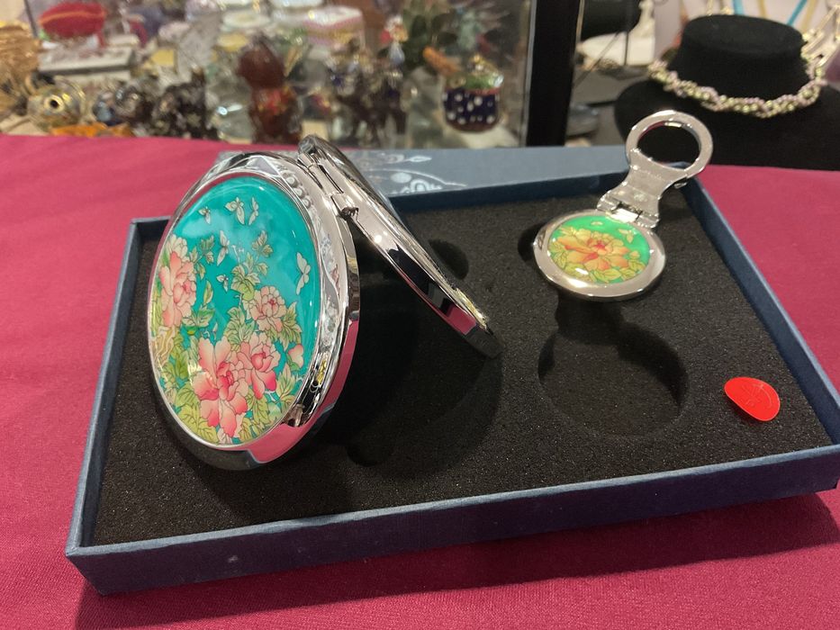 Estojo espelho e porta chaves decoração mother of pearl