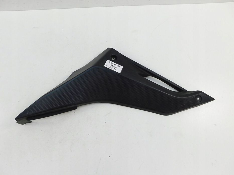 YAMAHA YZF 125 R 08-13 BOK WYPEŁNIENIE LEWE