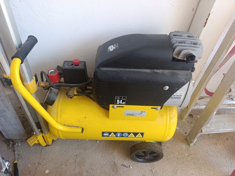 Vende se compressor