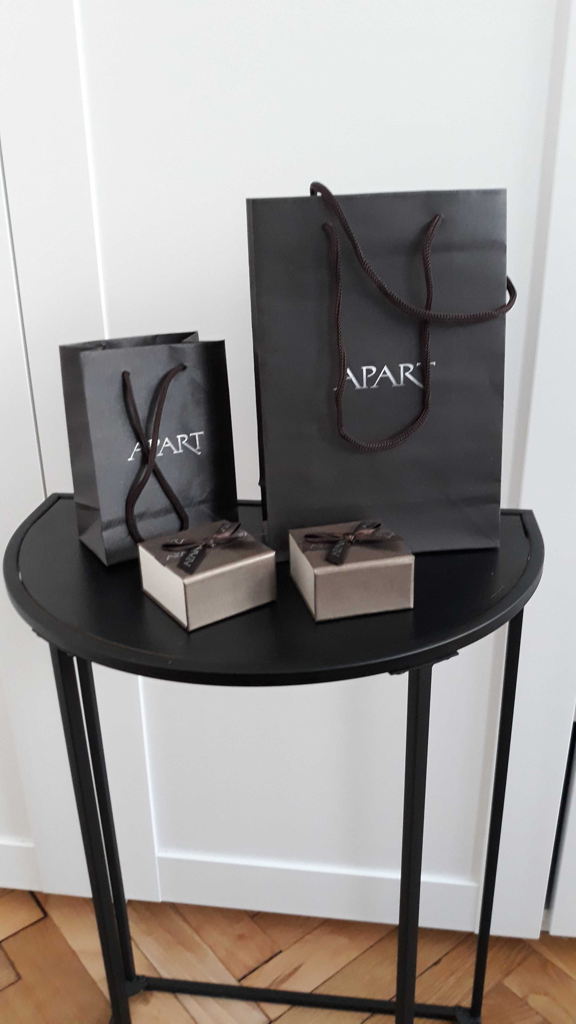 Eleganckie Pudełko firmy APART na biżuterię wraz z torebeczkami