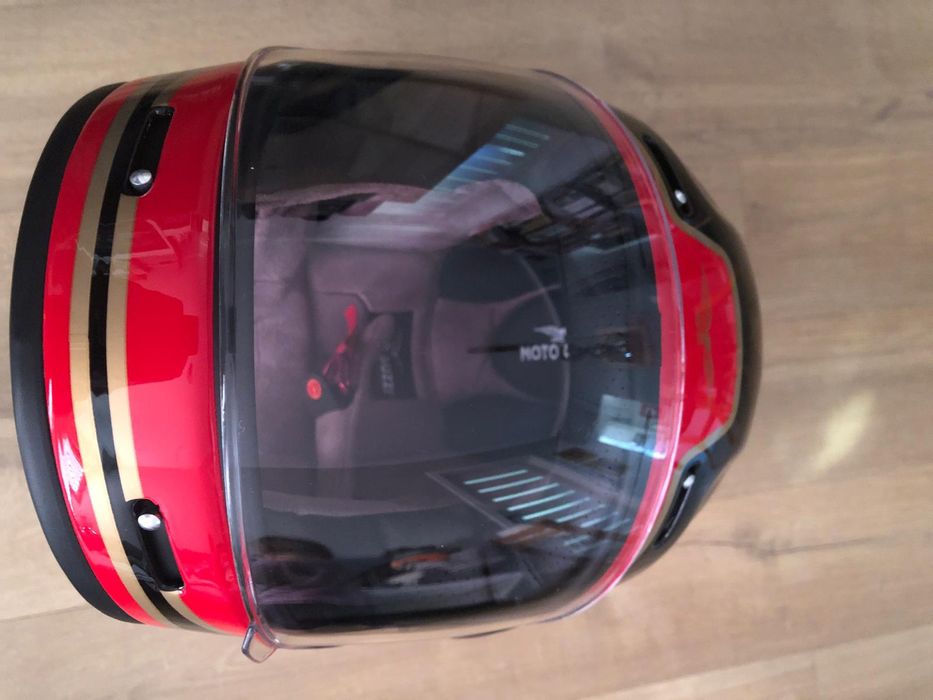 Kask na motocykl, skuter, quad włoskiej firmy Moto Guzzi