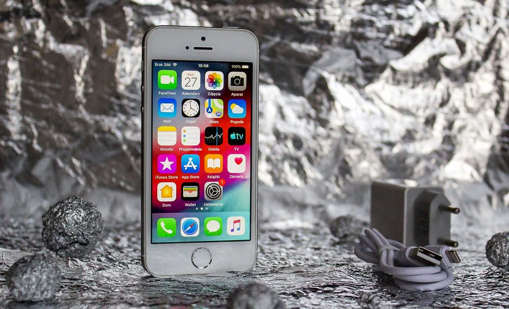 Apple iPhone 5S A1457 16 GB White Silver Apple A7 iOS 12.5.7