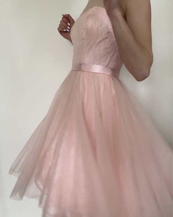 Випускна сукня