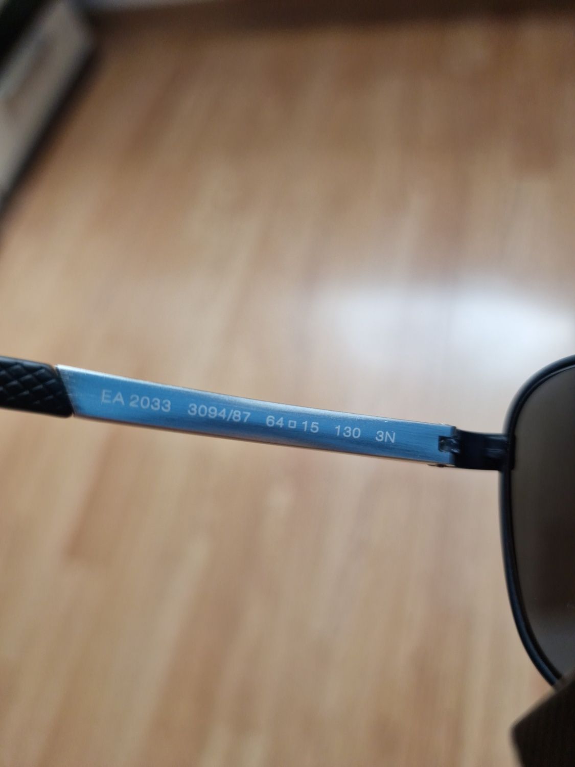Okulary przeciwsłoneczne marki Emporio Armani