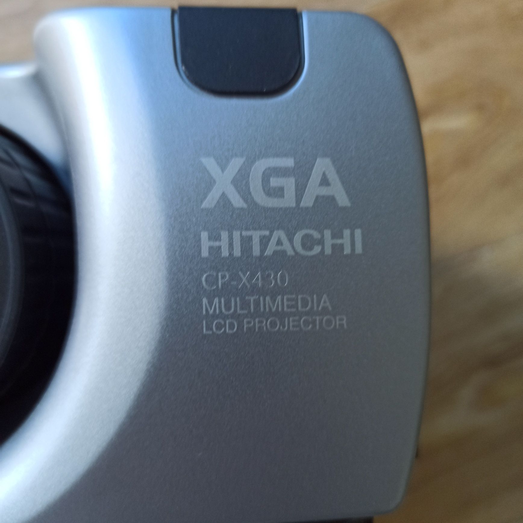 Projektor rzutnik multimedialny HITACHI CP-X430 3LCD XGA kino karaoke