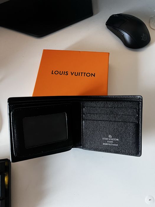 Carteira Louis Vuitton