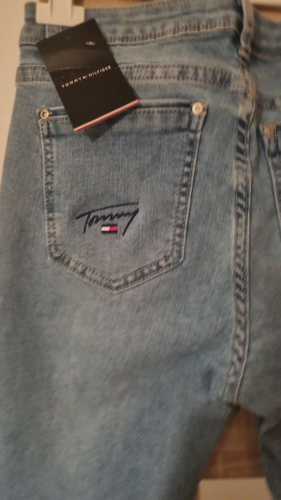 Spodnie jeansy Th niebieskie jasny Tommy r. 38 S, M