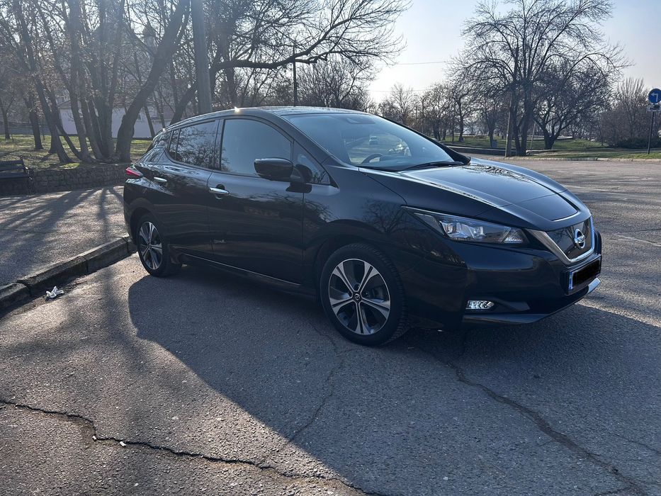 Оренда, аренда Nissan Leaf 2021 рік 40 КВт 800 грн доба