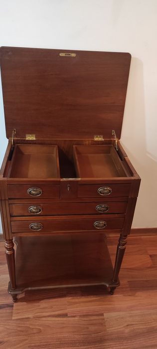 Móvel faqueiro - madeira maciça