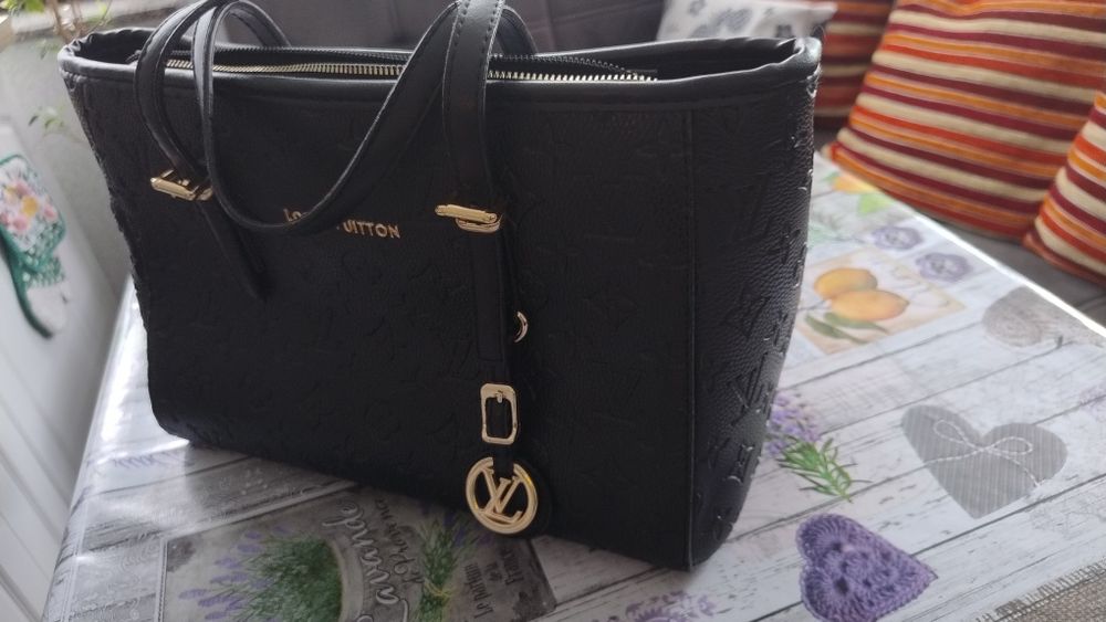 Жіноча сумка Louis Vuitton, нова, класичного стилю, чорна, 33*23*13 см