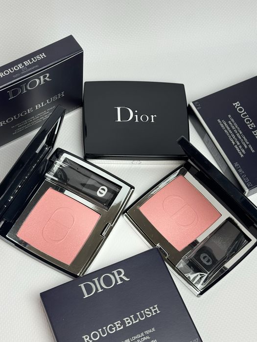 Рум’яна Dior Rouge 212 TUTU Holografic