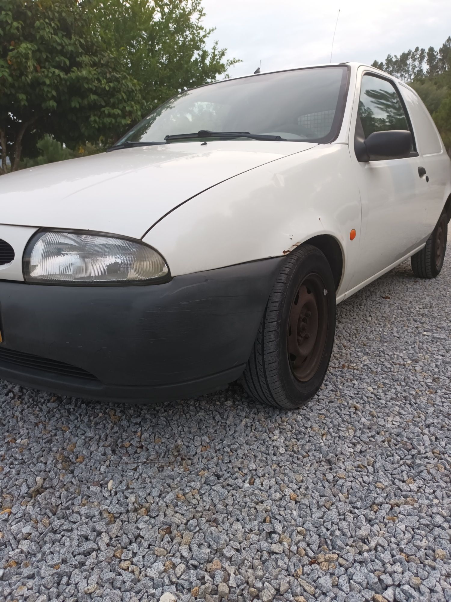 Ford Fiesta 1.8D Comercial