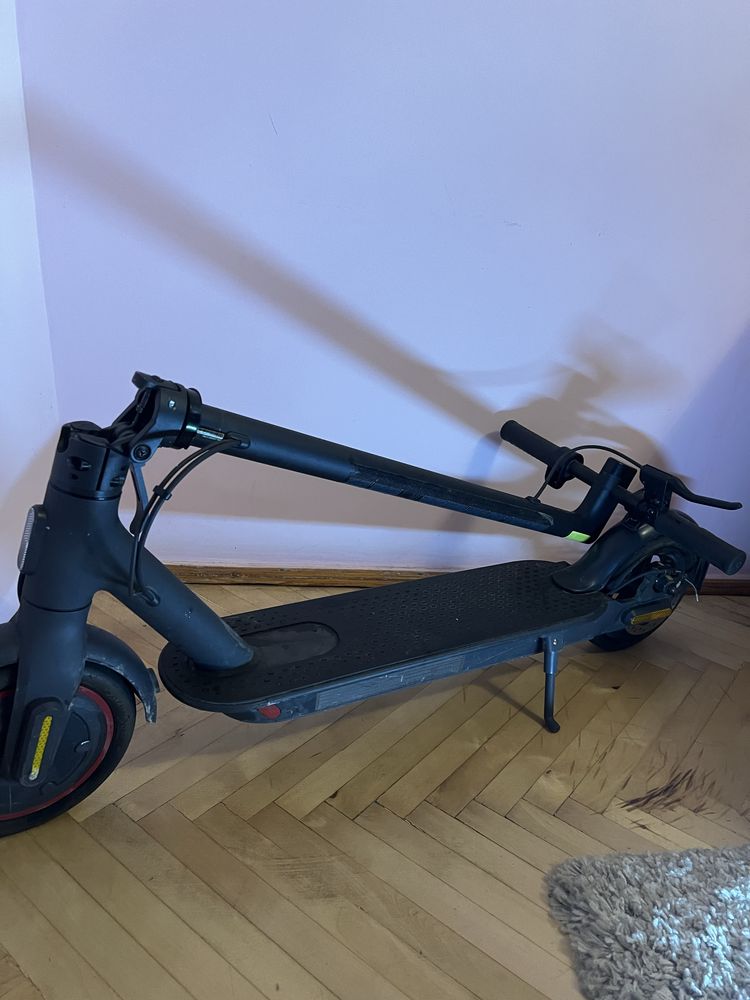 Електросамокат Xiaomi m365 pro 2
