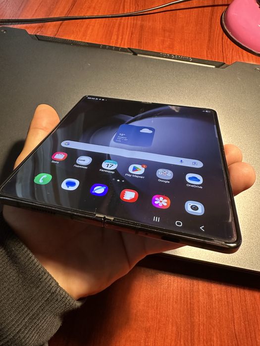 Samsung fold 5 1Tb .Повний комплект