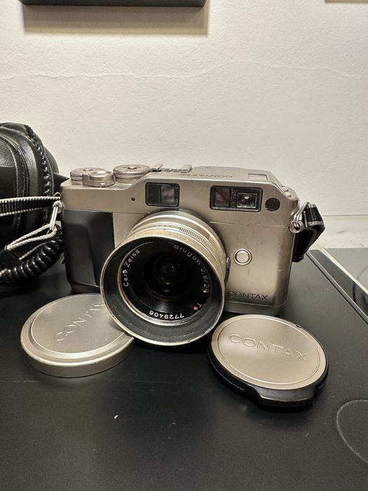 Aparat analogowy Contax G1 Carl Zeiss Biogon 28/2.8