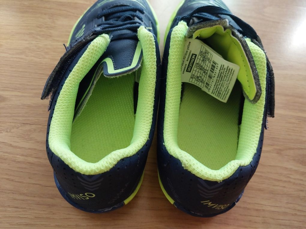 Buty halowe do piłki nożnej Imviso r. 31 wkładka 19,5cm decathlon