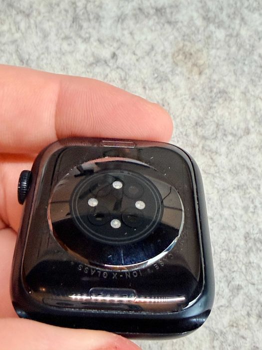 Apple Watch Series 7 45mm size, GPS + Cellular LTE version