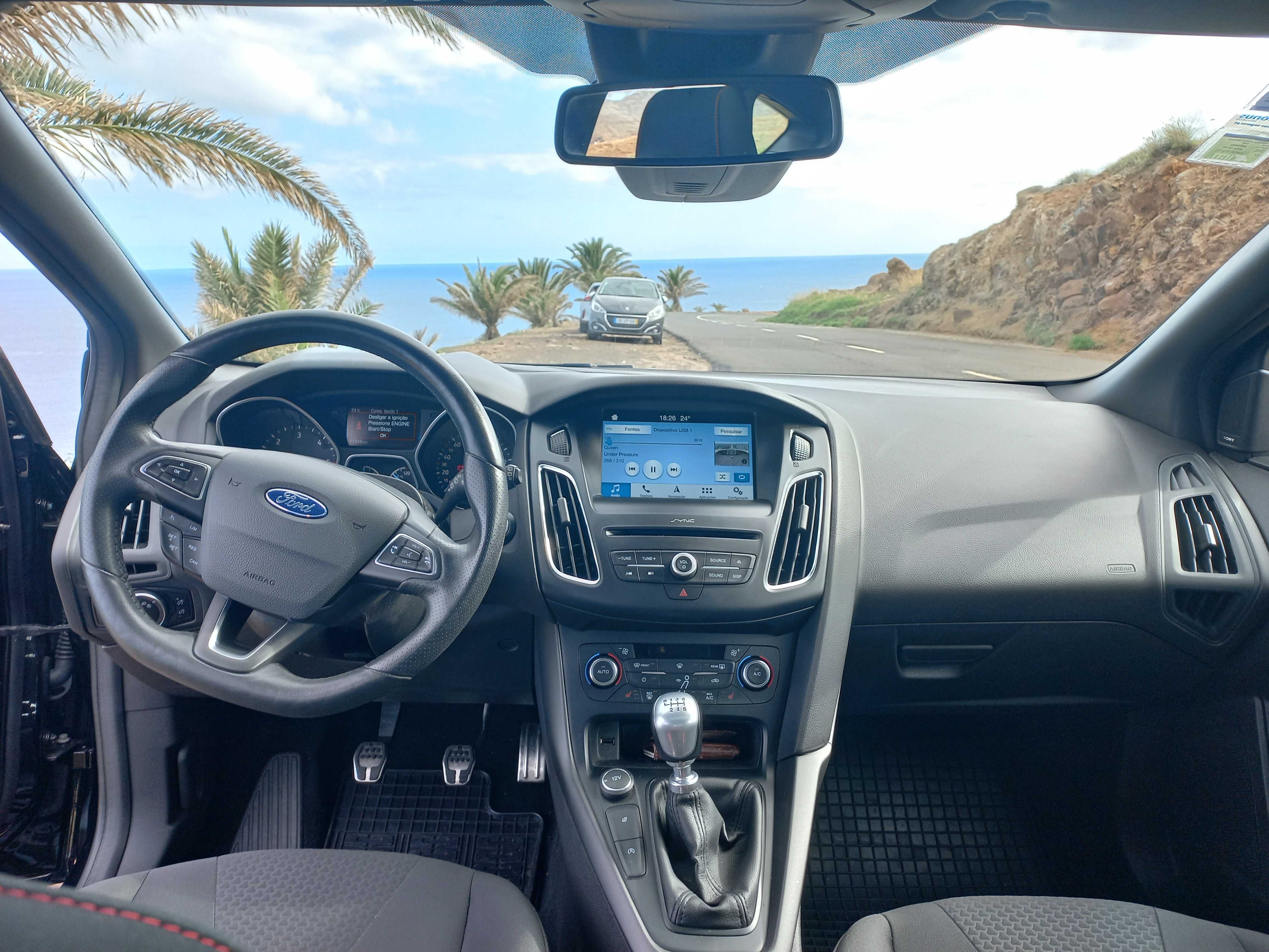 Ford Focus ST Line
