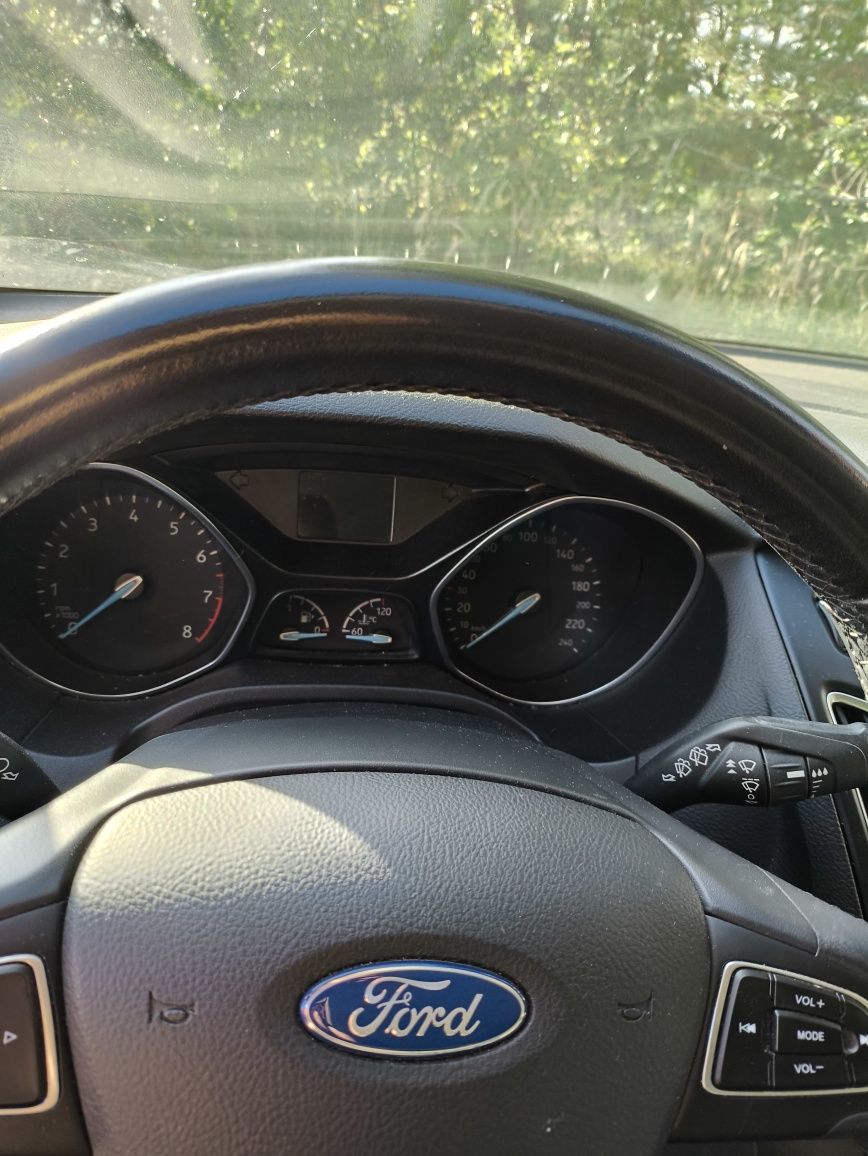 Ford Focus 1.0 - mały przebieg