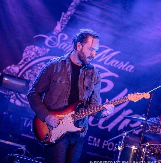 Aulas de Guitarra (Presencial/Online) - Blues/Rock/Soul/Pop/Funk/Folk