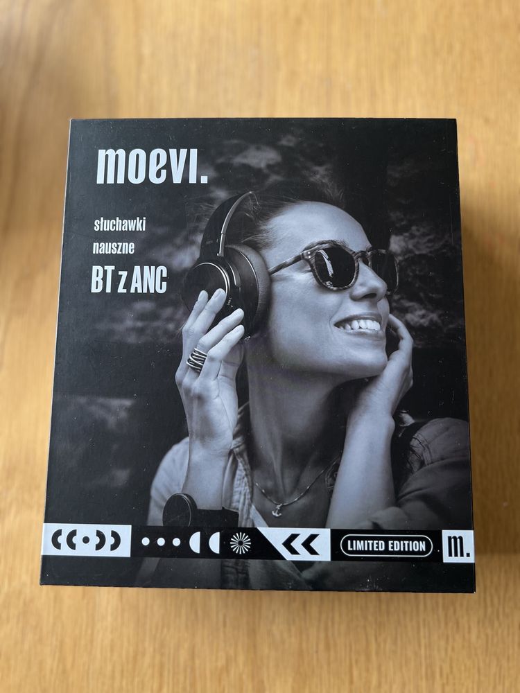 Słuchawki bezprzewodowe nauszne MOEVI ES-4912 Premium Czarne