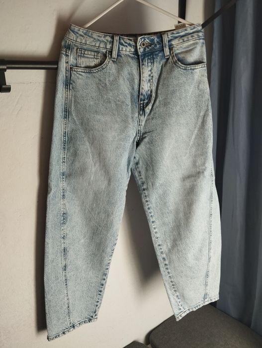 Szerokie jeansy jasnoniebieskie