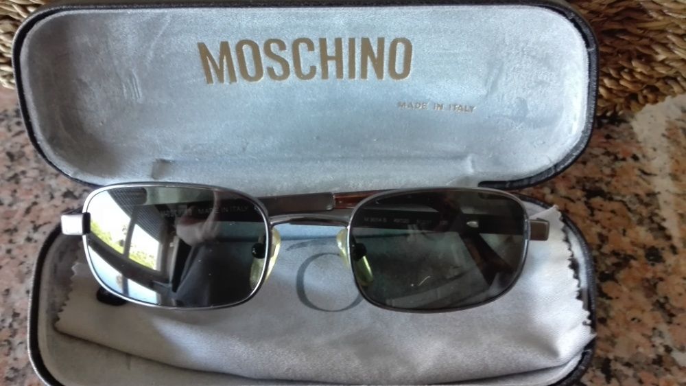 Óculos de sol Moshino originais