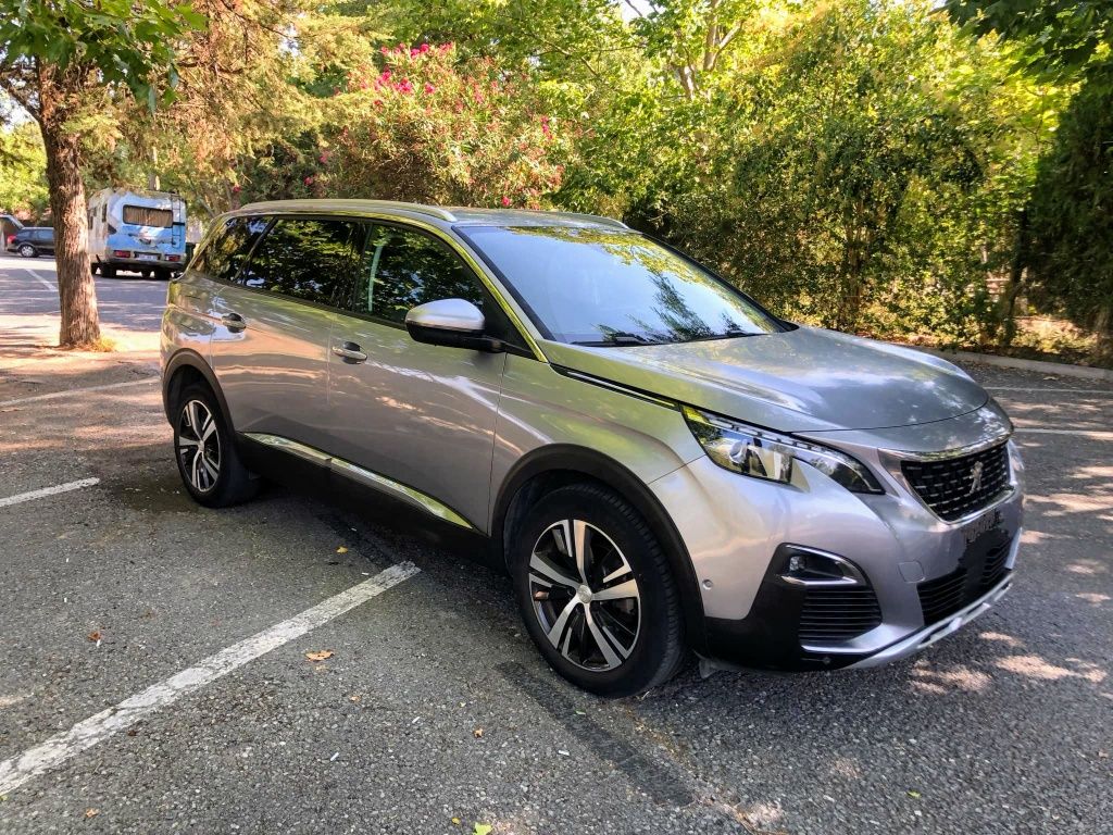 Peugeot 5008 allure diesel 7 lugares