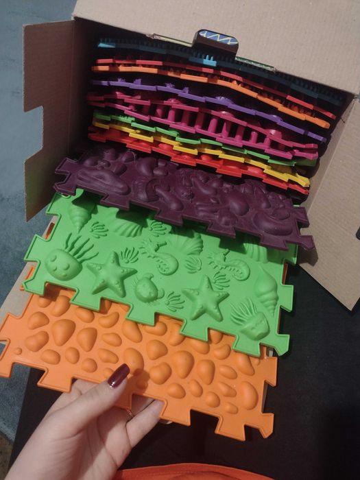 Килимок масажний,пазл 16 шт.