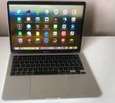 Apple  MacBook Pro A2551 13 Intel Core i7 10TH/ 32 GB /512 GB B.ŁADNY