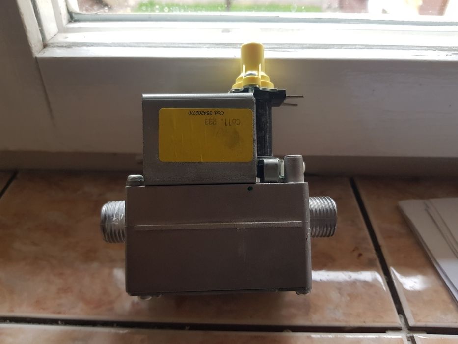 Zespół gazowy  SIMENS VGU54SA1109 do pieca ferolli