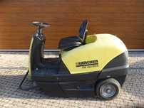 Zamiatarka spalinowa Karcher KM 100/100 R bp -bateryjna